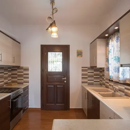 Trifylia Villa