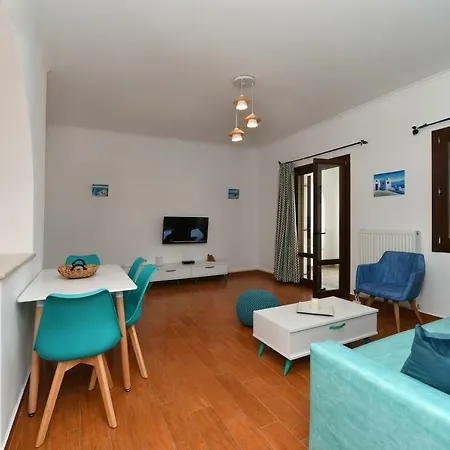 Trifylia Villa *