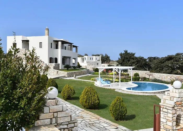 Trifylia * Parikia (Paros)